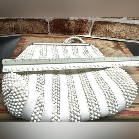 Vintage Lumured  1950s Ivory Beaded Leather Top Handle Handbag Purse - Picture 3 of 10